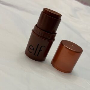 e.l.f. Monochromatic multi-Stick in radiant bronze